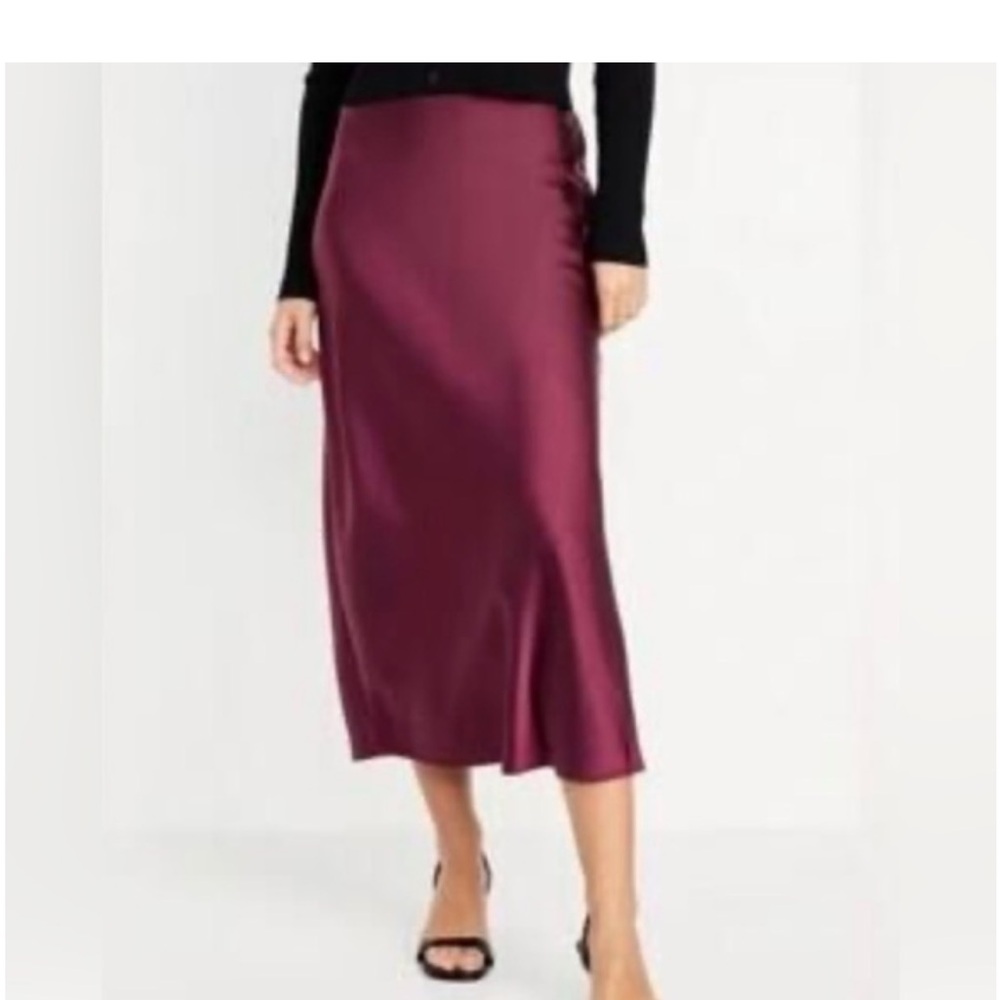 Old Navy High-Waisted Satin Midi Slip Skirt